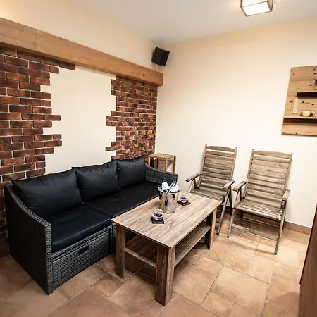U Prejzku Apartment Lhotka (Central Bohemian)